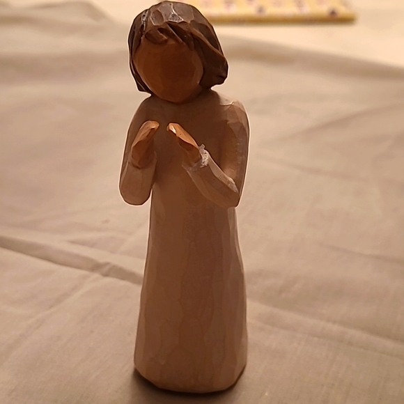 Sisters of the Heart Figurines - Picture 5 of 5